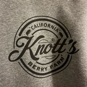 Knotts Berry Farm pullover sweatshirt. Size S